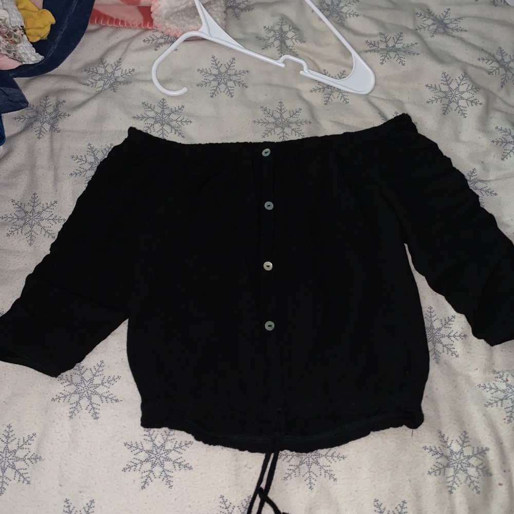 off shoulder crop top